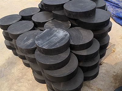 安达市板式橡胶支座由若干层橡胶片与薄钢板经加压硫化